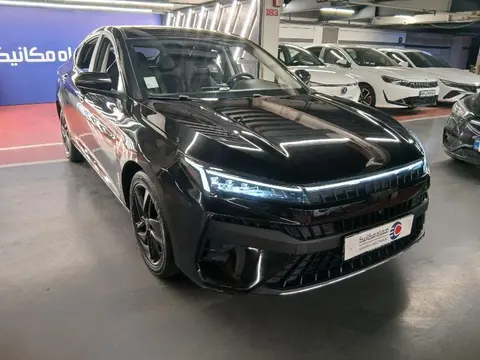 کی ام سی، J7