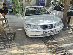 هیوندای، آزرا (گرنجور)
