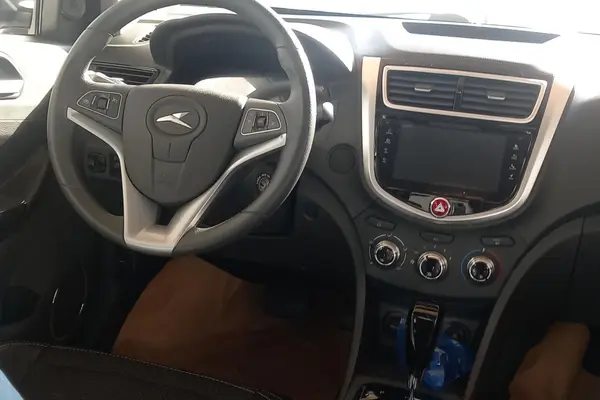 کی ام سی، ایگل