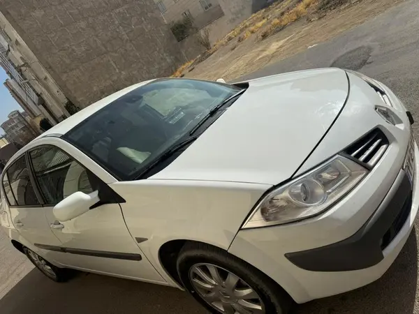 رنو، مگان (مونتاژ)