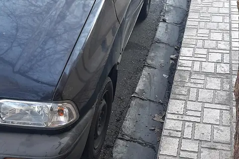 پراید، صندوق دار