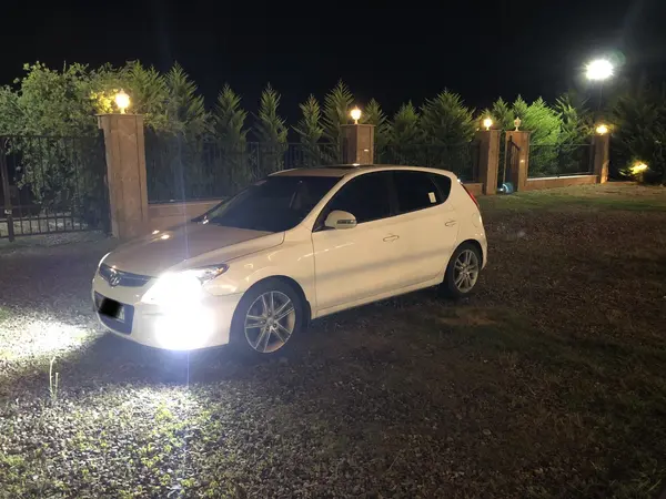 هیوندای  i30