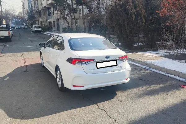 تویوتا، کرولا هیبرید