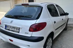 پژو، 206