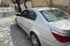 ب ام و، سری 5 سدان
