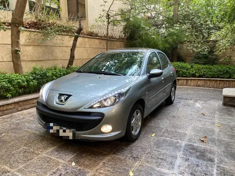پژو، 207