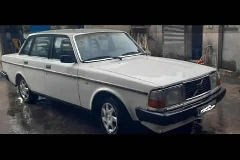 ولوو، 240