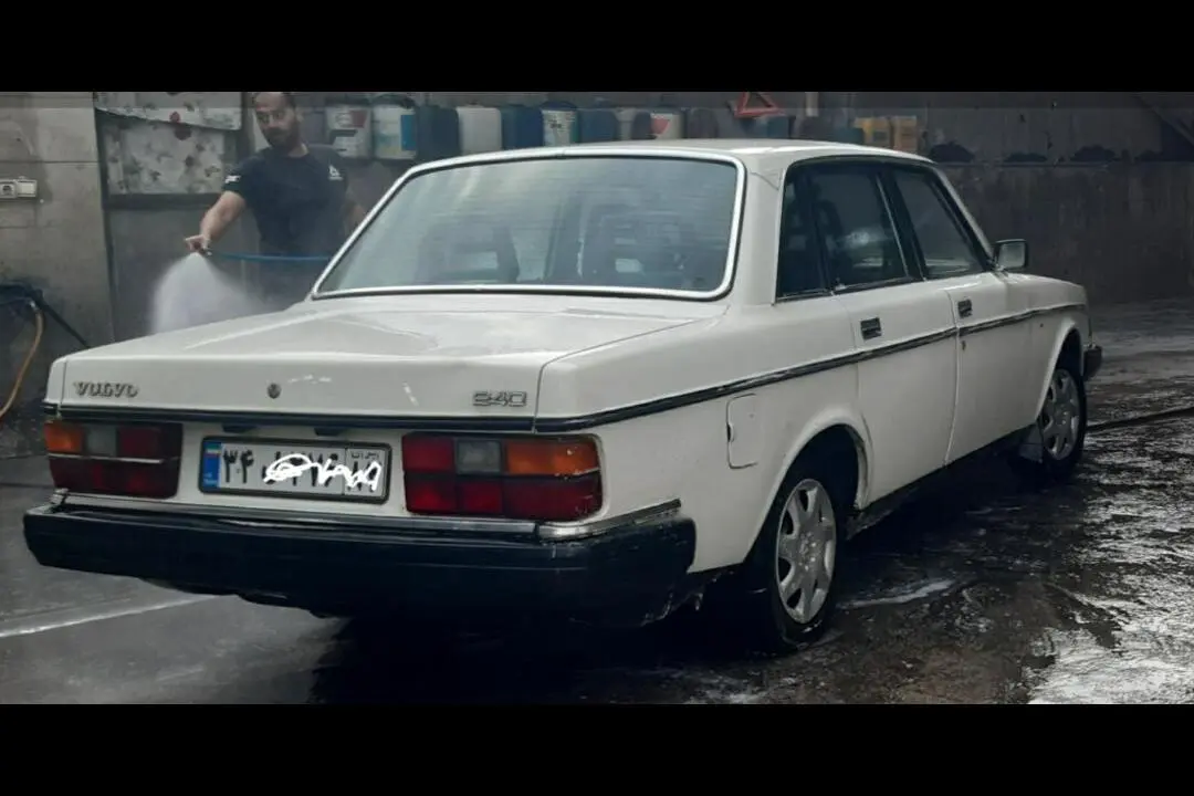 ولوو  240