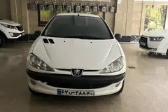 پژو، 206