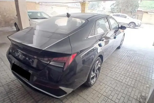 هیوندای  النترا