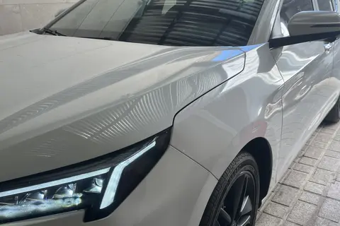 کی ام سی، J7