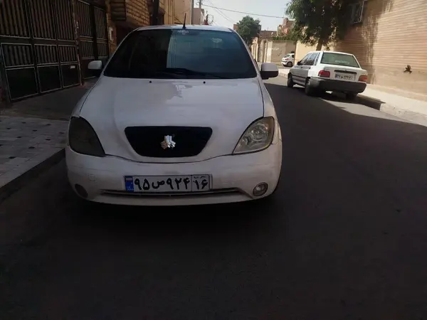 تیبا  صندوق دار
