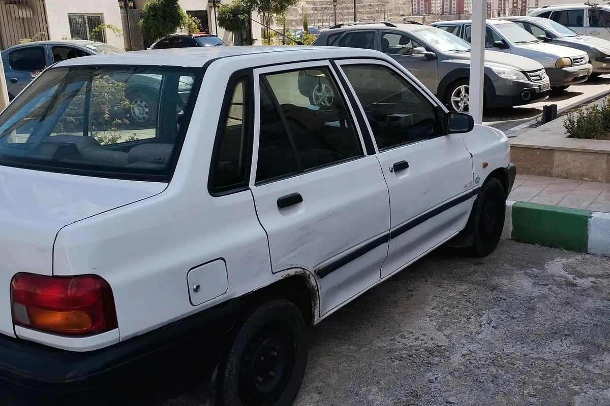 پراید،  صندوق دار