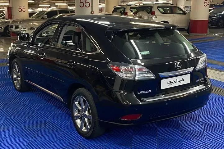لکسوس،  RX