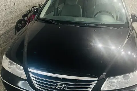 هیوندای، آزرا (گرنجور)