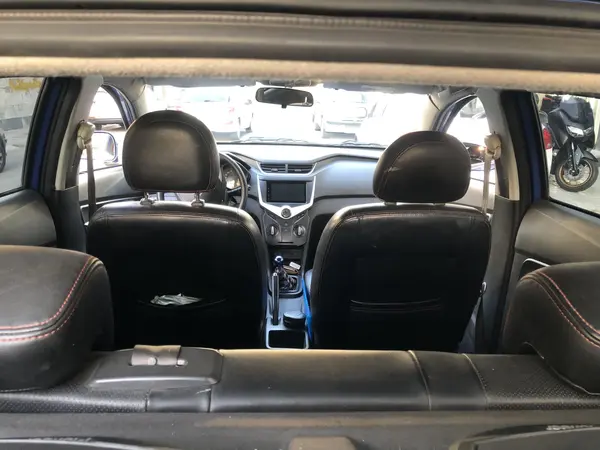 ام وی ام، 315هاچ بک