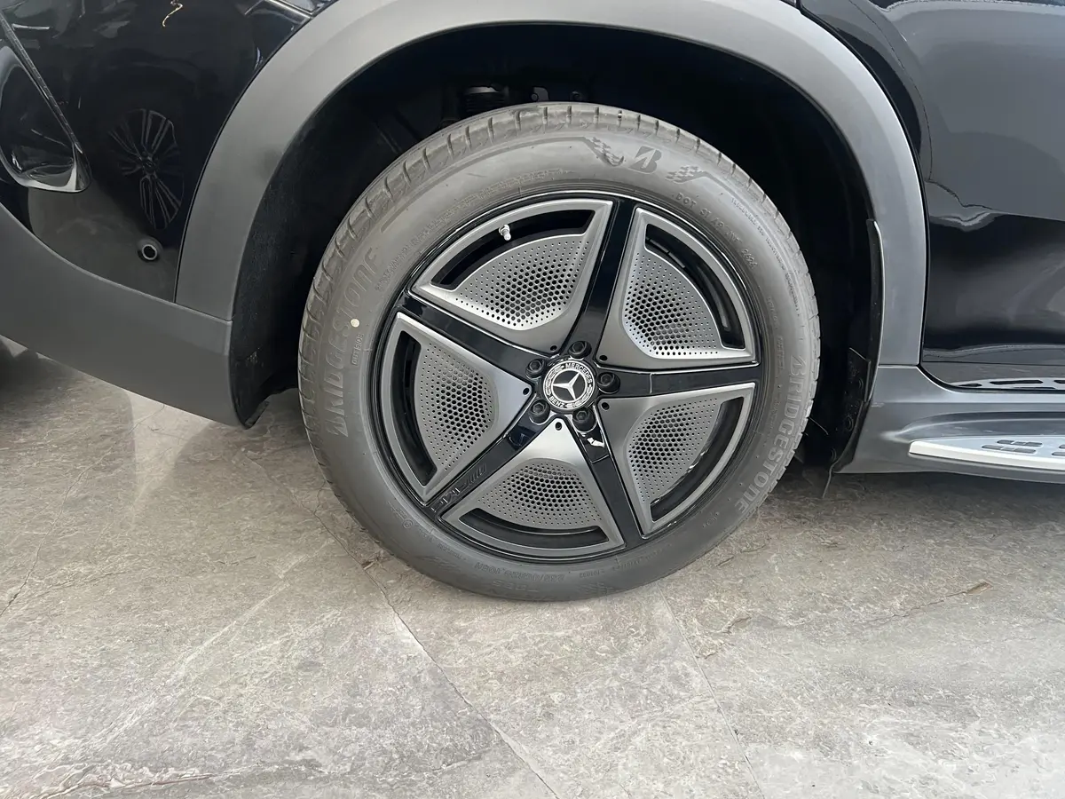 بنز،  EQE SUV