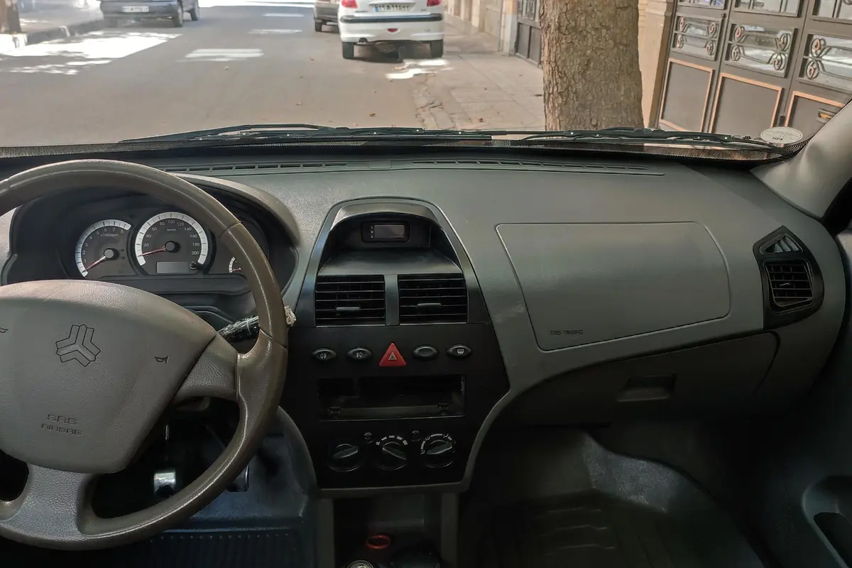 تیبا،  صندوق دار