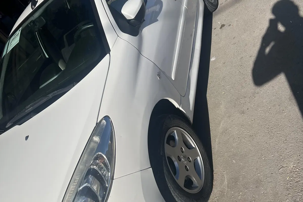 پژو،  207 صندوقدار