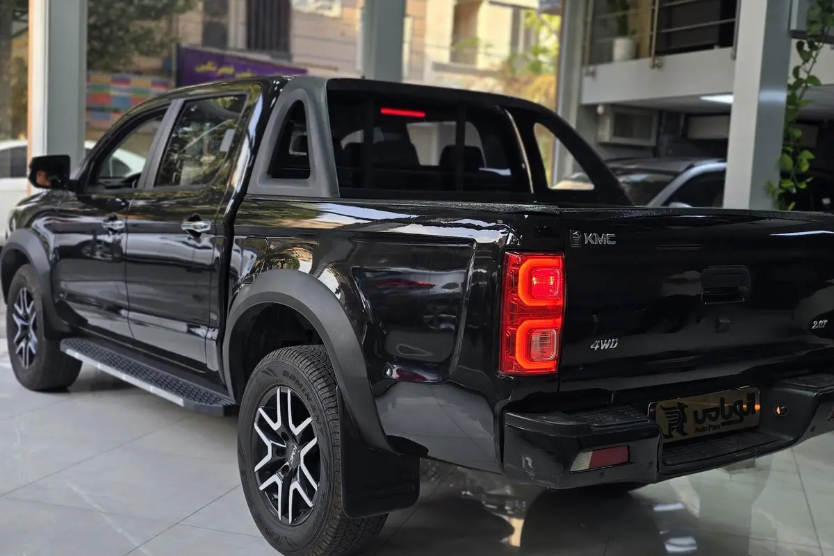 کی ام سی،  T8