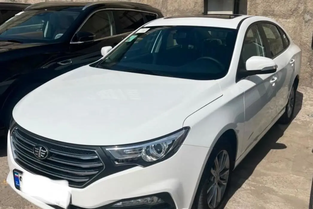بسترن،  B30