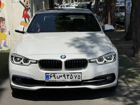 ب ام و، سری 3 سدان