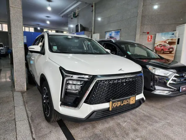 پیش فروش کی ام سی، X5