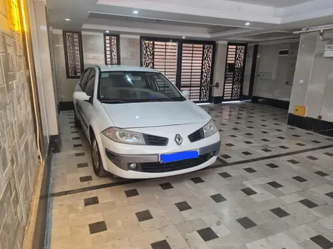 رنو، مگان (مونتاژ)
