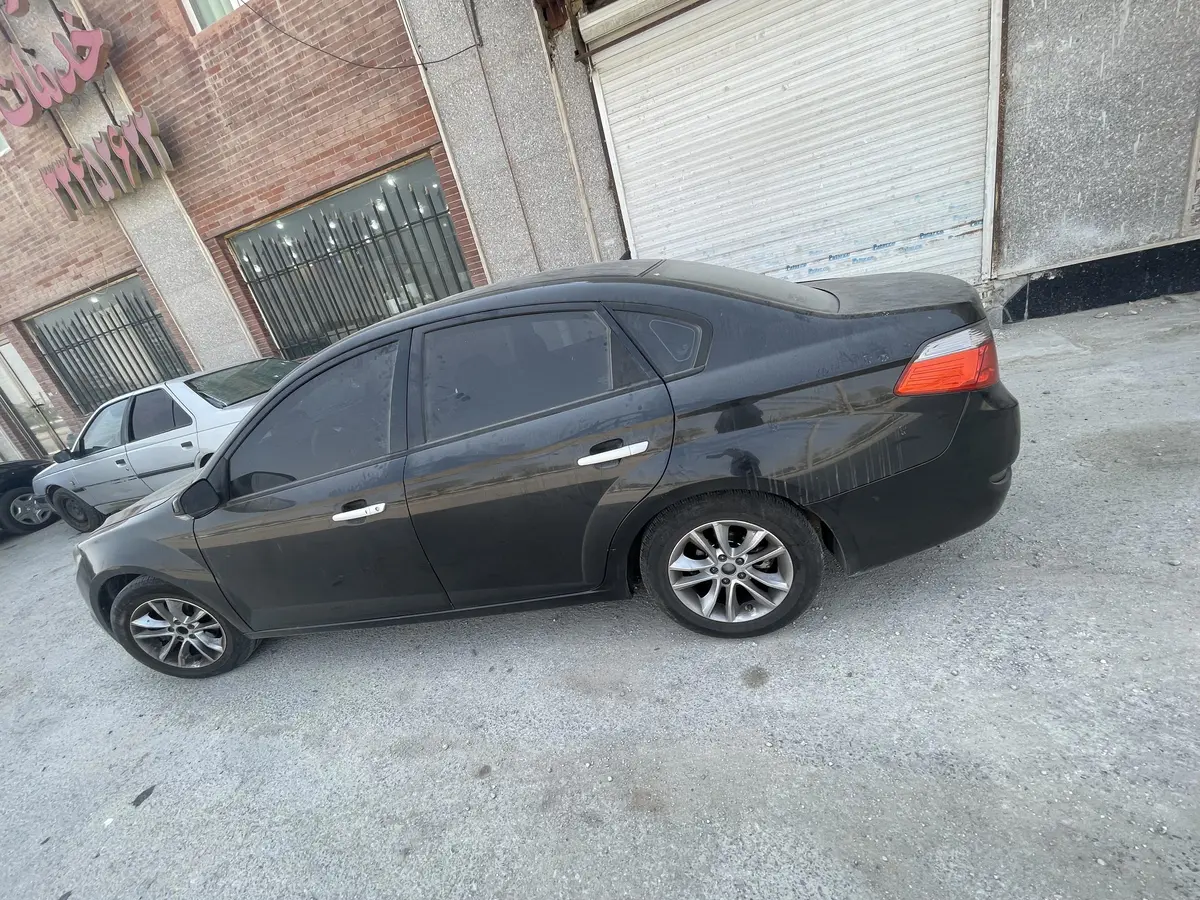 برلیانس،  H330