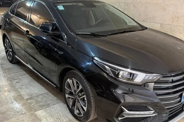 فونیکس، آریزو 6 پرو