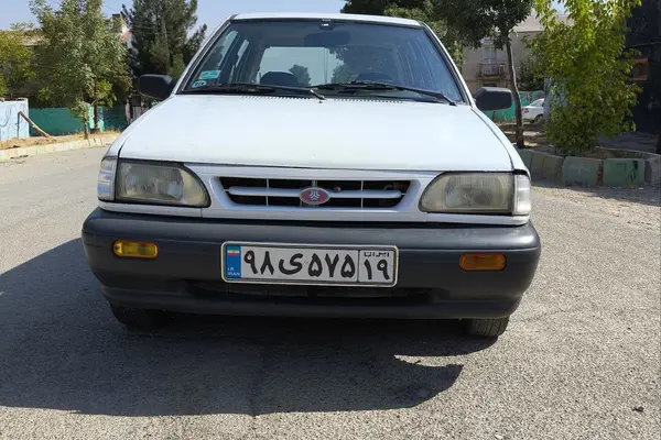 پراید، صندوق دار