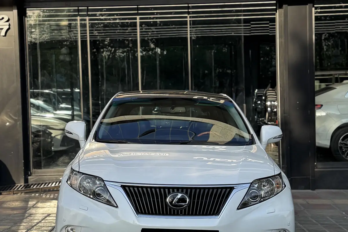 لکسوس،  RX