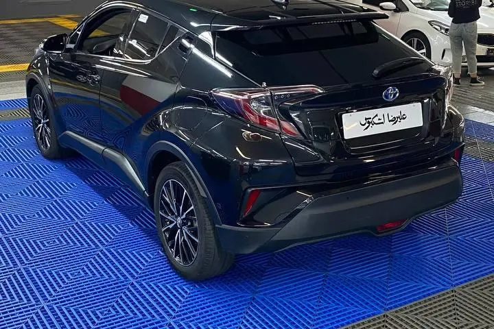 تویوتا،  C-HR هیبرید