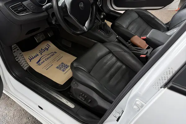 آلفارومئو، جولیتا