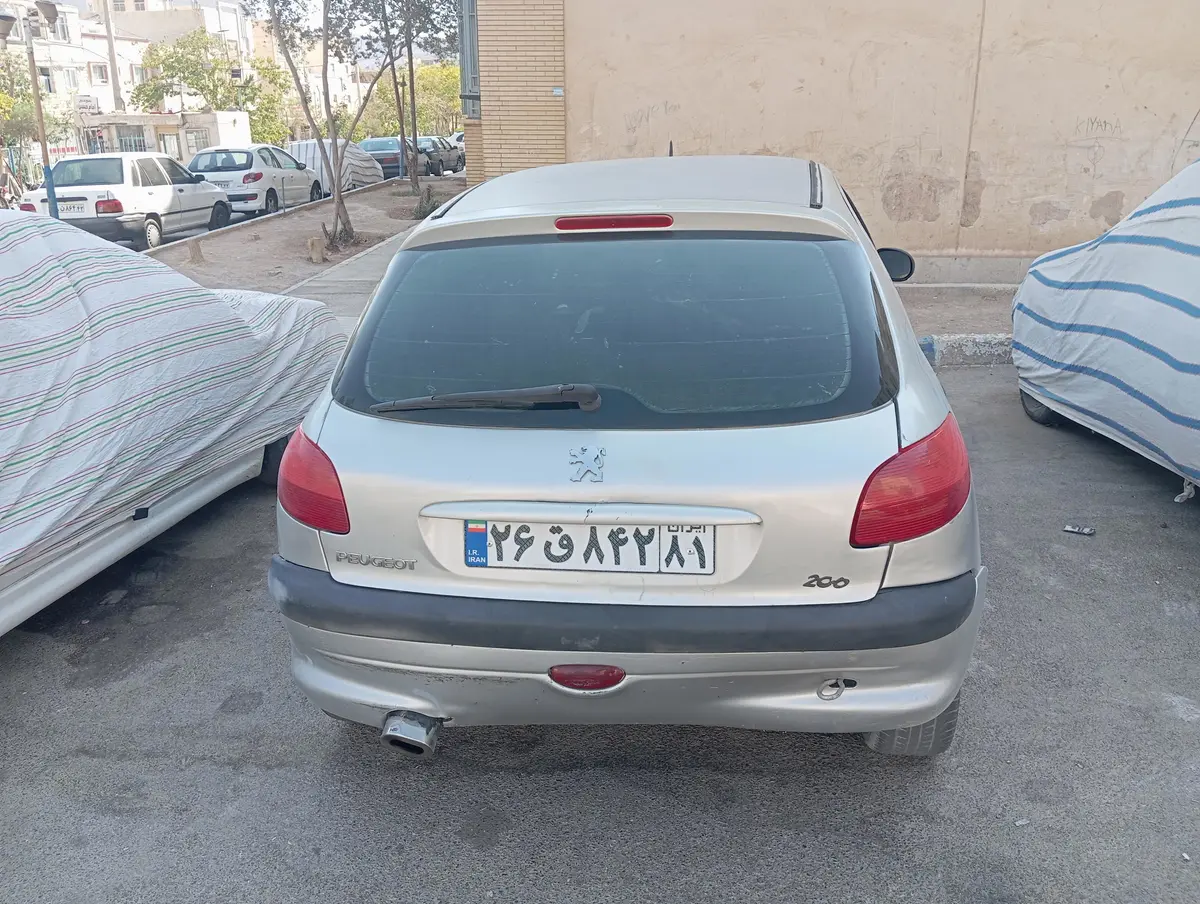 پژو،  206