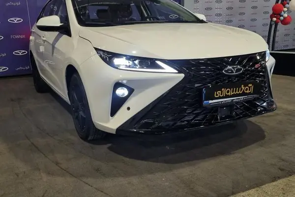 فونیکس، آریزو 6 جی تی (Z6 GT)