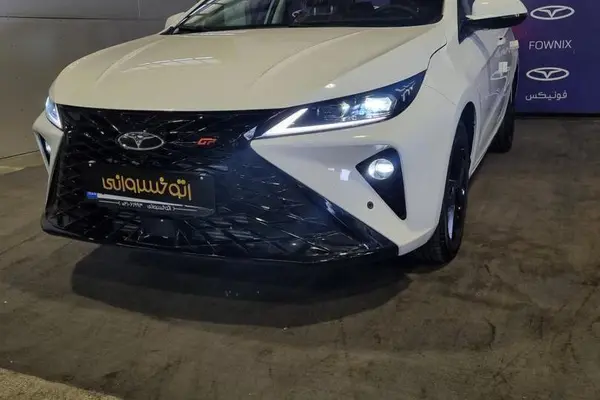 فونیکس، آریزو 6 جی تی (Z6 GT)