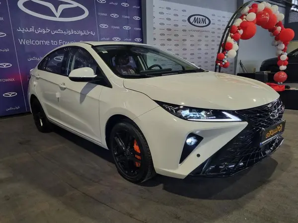 فونیکس، آریزو 6 جی تی (Z6 GT)