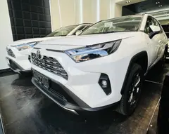 تویوتا، راوفور هیبرید