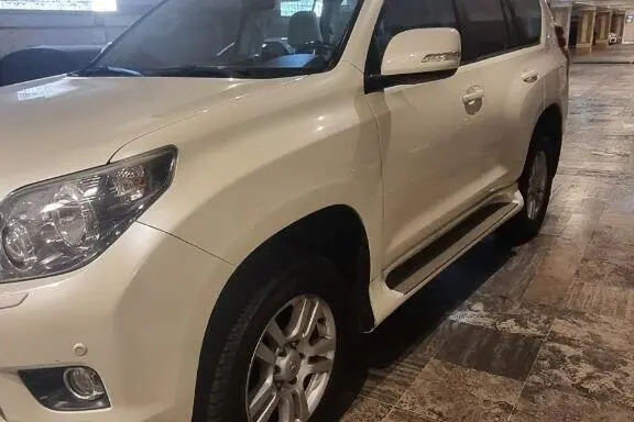 تویوتا  پرادو  چهار در