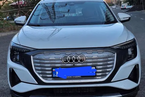 آئودی، Q5 e-tron