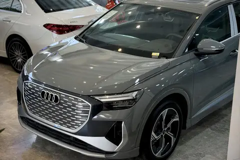 آئودی، Q4 e-tron