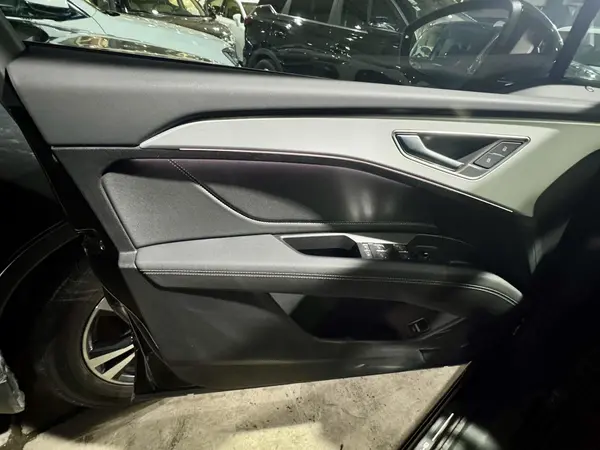 آئودی، Q5 e-tron