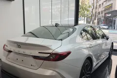 تویوتا، کمری هیبرید