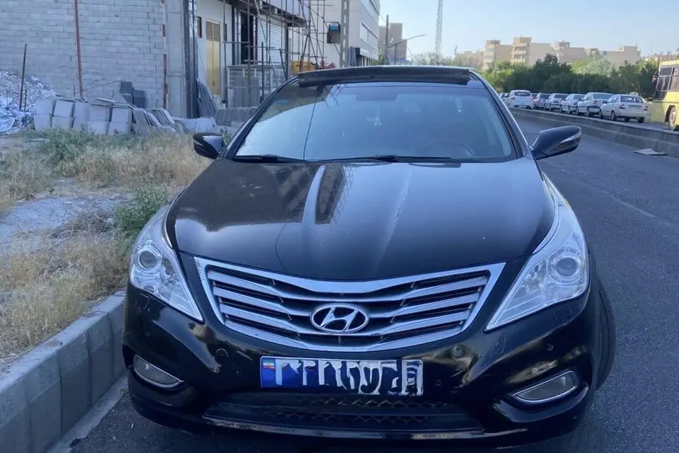 هیوندای  آزرا (گرنجور)