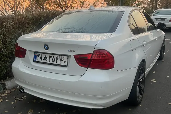 ب ام و، سری 3 سدان