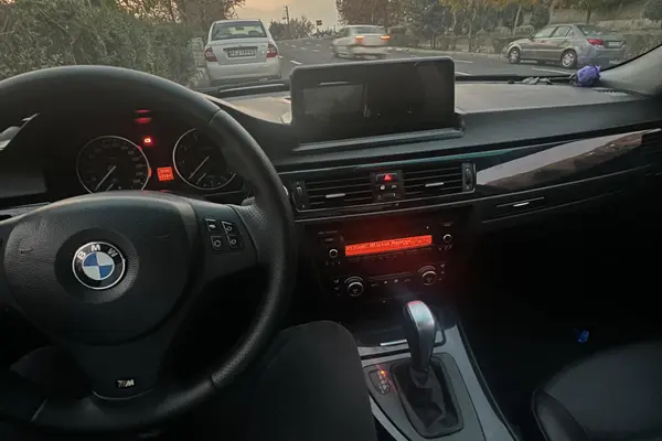 ب ام و، سری 3 سدان