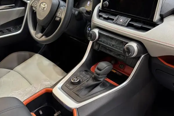 تویوتا، راوفور