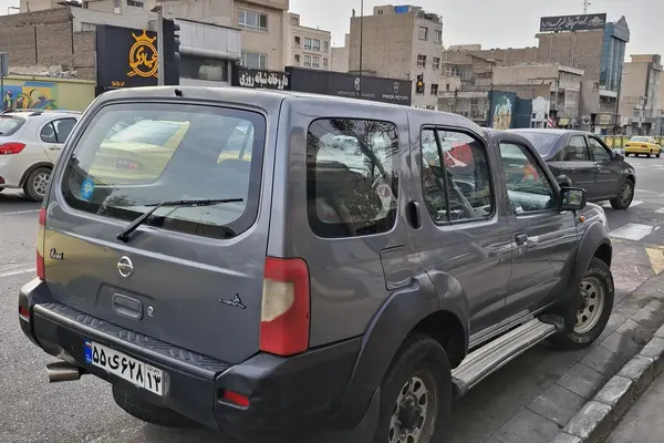 نیسان، رونیز