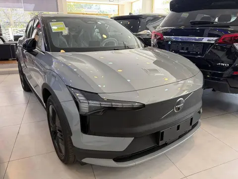 ولوو، EX30